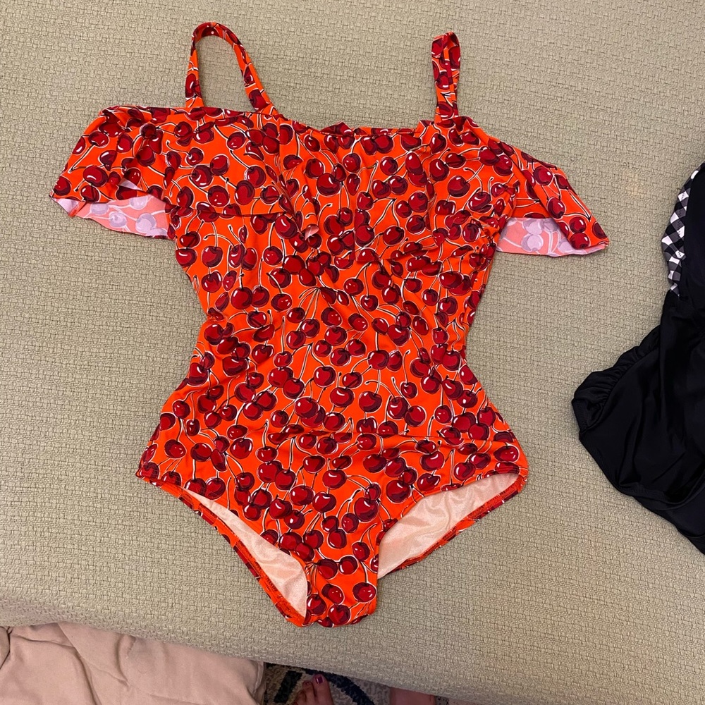 Adorable Off the Shoulder Ruffle Swimsuit